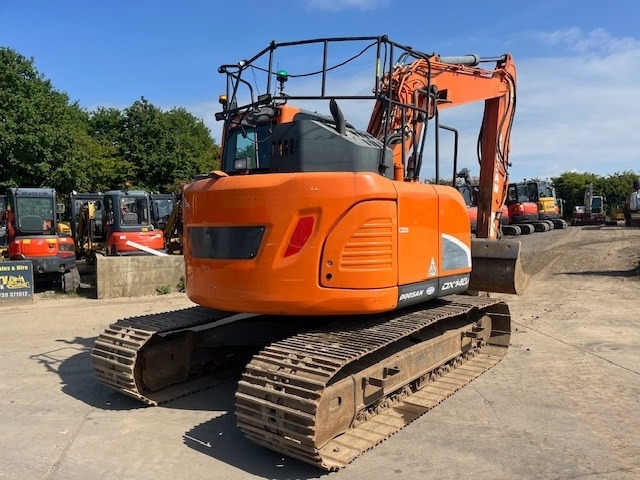 Doosan DX 140 LCR-5 - 크롤러 굴삭기 : 사진 5 Doosan DX 140 LCR-5 - 크롤러 굴삭기 : 사진 5