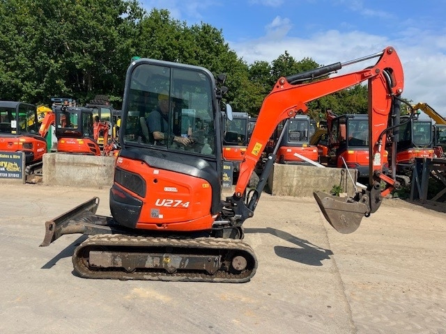 Kubota U 27-4 - 미니 굴삭기 : 사진 1 Kubota U 27-4 - 미니 굴삭기 : 사진 1