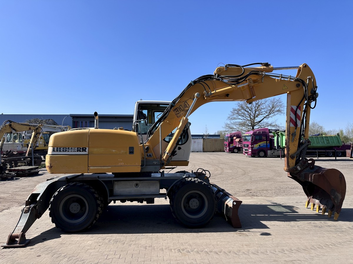 LIEBHERR A 314 All hydr. lines SW 33- 30 Km/h - 휠 굴삭기 : 사진 5 LIEBHERR A 314 All hydr. lines SW 33- 30 Km/h - 휠 굴삭기 : 사진 5