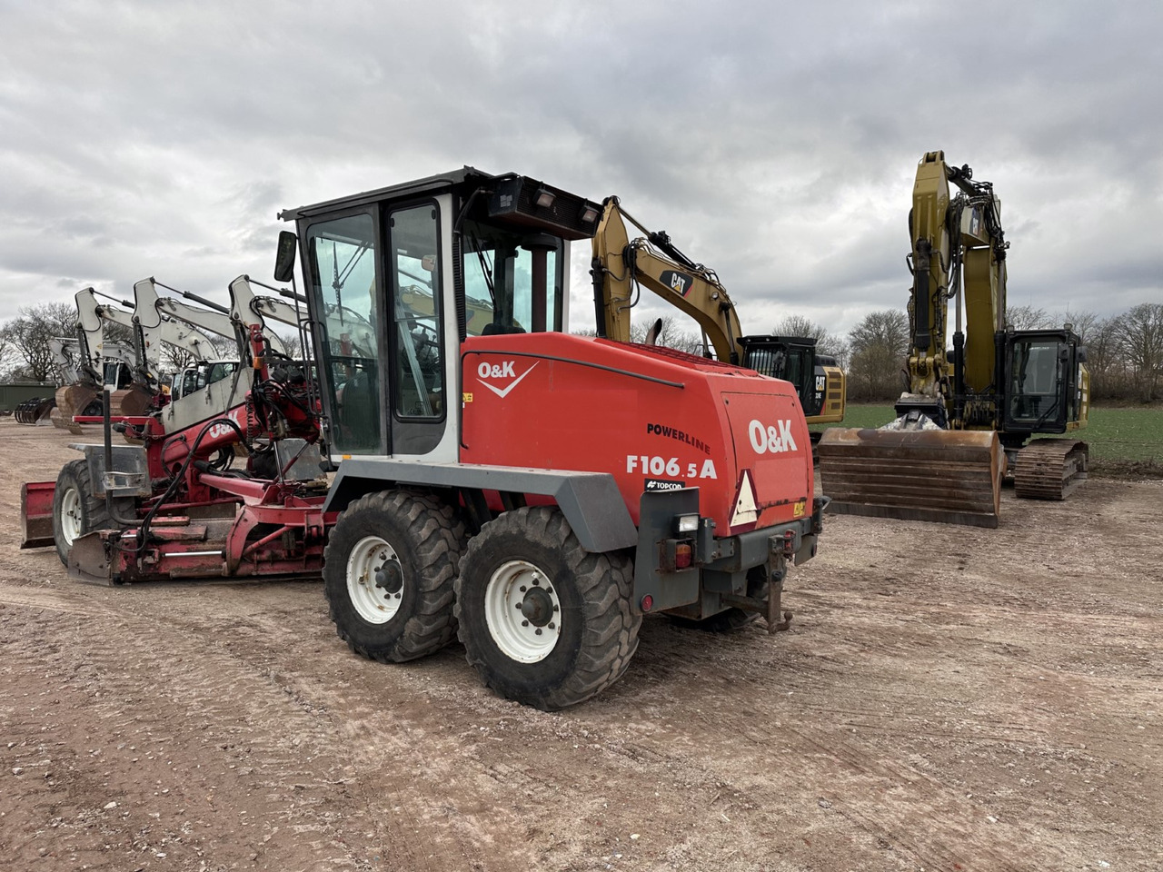 NEW HOLLAND F 106.5 - 6x6 Laser Topcon- Klima Cummins 6 Zyl. - 그레이더 : 사진 5 NEW HOLLAND F 106.5 - 6x6 Laser Topcon- Klima Cummins 6 Zyl. - 그레이더 : 사진 5