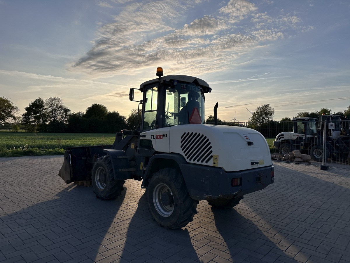 TEREX TL 100 - 30 Km/h Schaufel + Palettengabel Top ! - 휠 로더 : 사진 5 TEREX TL 100 - 30 Km/h Schaufel + Palettengabel Top ! - 휠 로더 : 사진 5