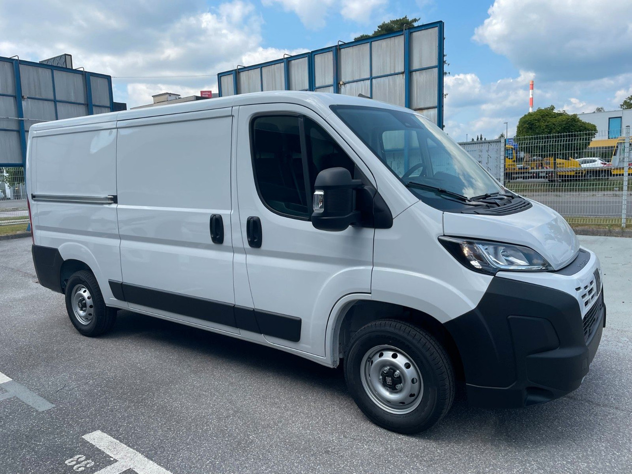 Fiat Ducato 30L L2H1 120 Kastenwagen 2025 - 소형 밴 : 사진 3 Fiat Ducato 30L L2H1 120 Kastenwagen 2025 - 소형 밴 : 사진 3