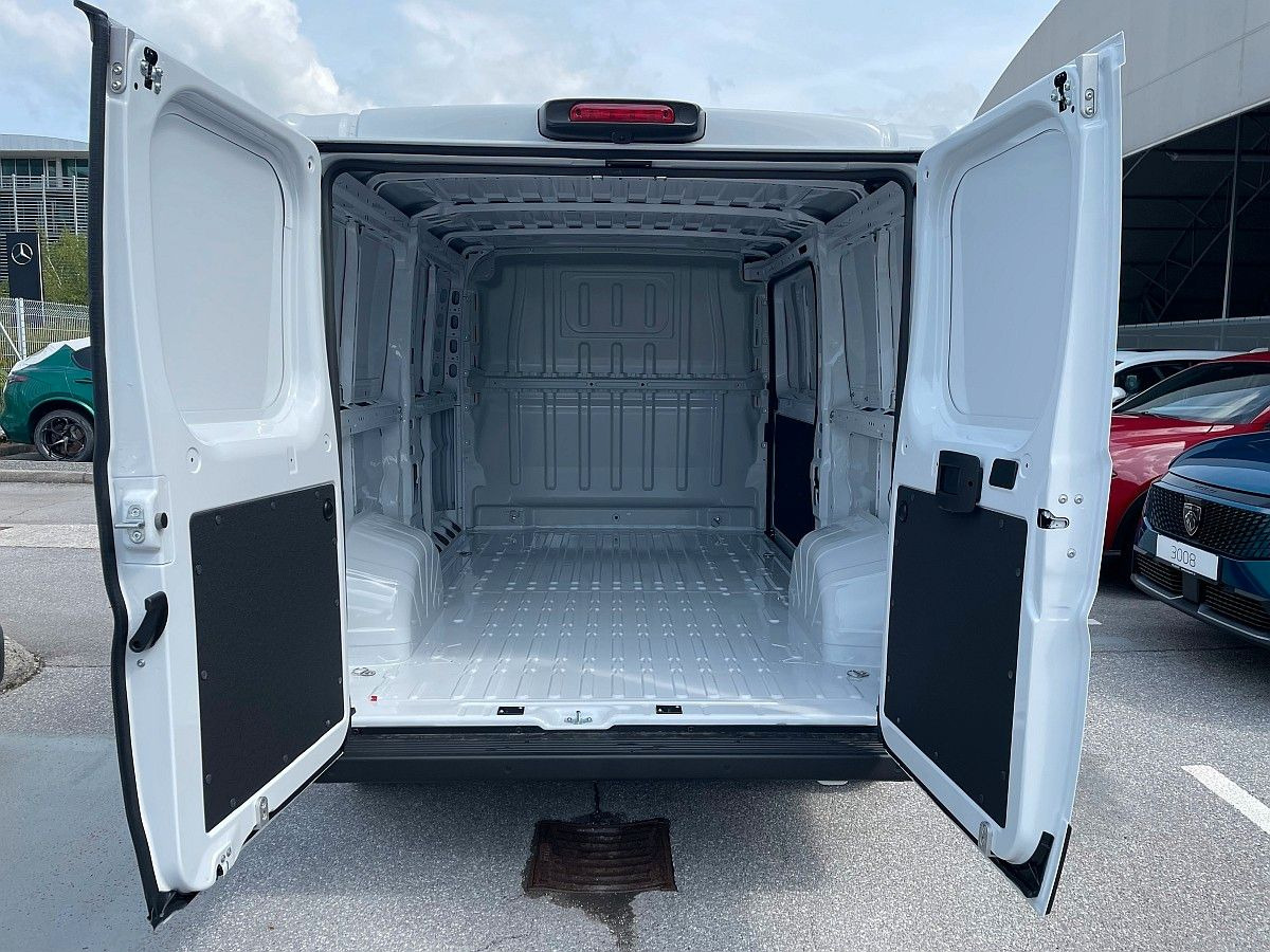 Fiat Ducato 30L L2H1-120-Klima;Temp;P.Sens;DAB+;2025 - 소형 밴 : 사진 5 Fiat Ducato 30L L2H1-120-Klima;Temp;P.Sens;DAB+;2025 - 소형 밴 : 사진 5