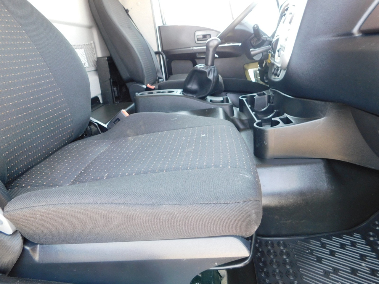 Ford 4142d 8x4 dcab e6 16s2230 ecotorq - 덤프트럭 : 사진 5 Ford 4142d 8x4 dcab e6 16s2230 ecotorq - 덤프트럭 : 사진 5