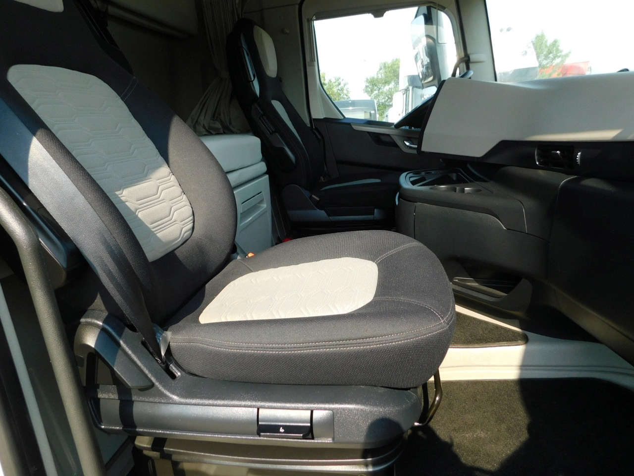 Ford F max 4x2 scab e6 12tx2620 ecotorq - 트랙터 유닛 : 사진 5 Ford F max 4x2 scab e6 12tx2620 ecotorq - 트랙터 유닛 : 사진 5