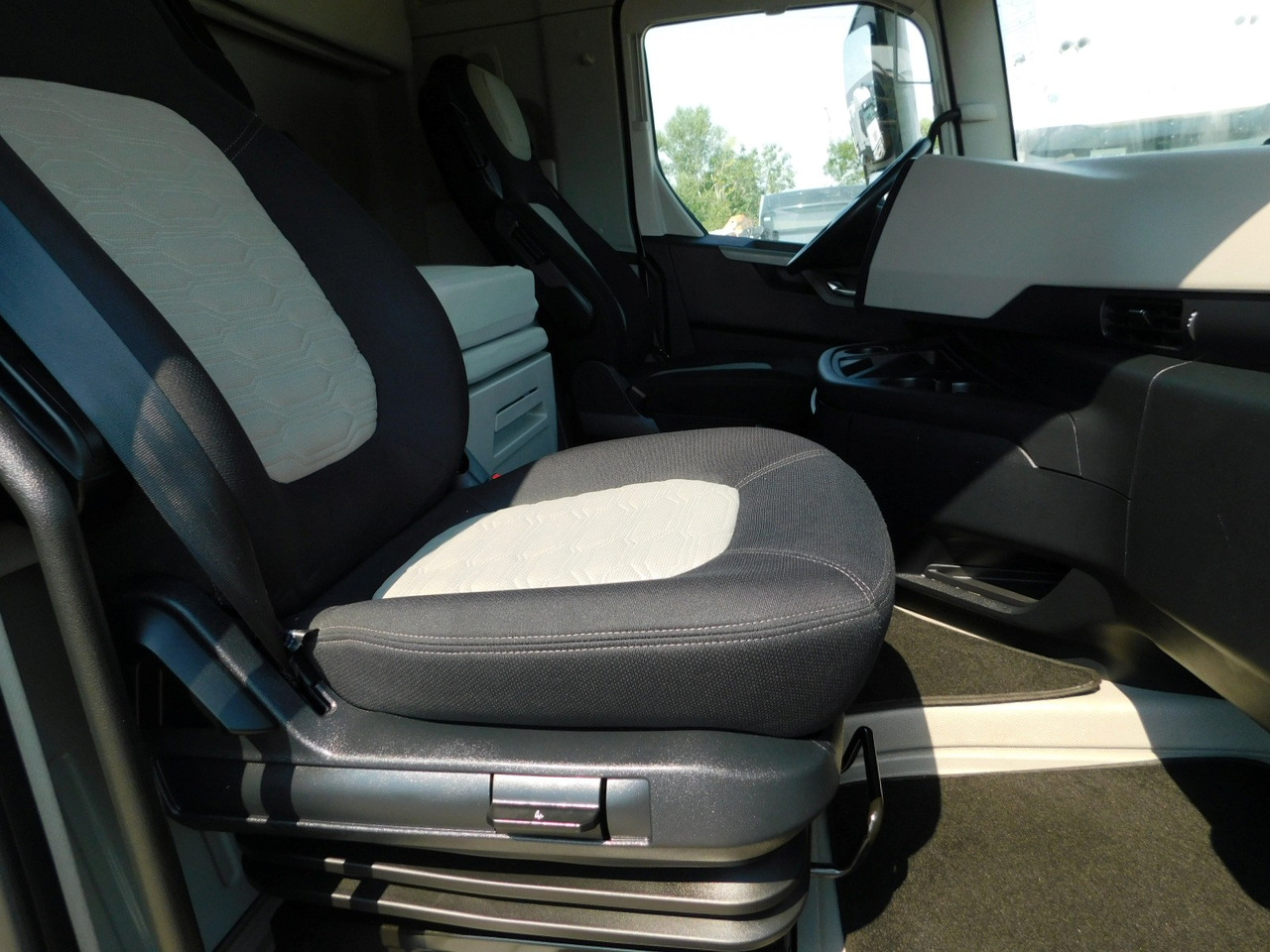 Ford F max 4x2 scab e6 12tx2620 - 트랙터 유닛 : 사진 5 Ford F max 4x2 scab e6 12tx2620 - 트랙터 유닛 : 사진 5