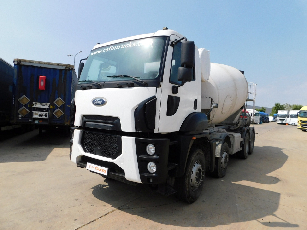 Ford Lt12xl 7h cargo 4142m - 콘크리트 믹서 트럭 : 사진 1 Ford Lt12xl 7h cargo 4142m - 콘크리트 믹서 트럭 : 사진 1