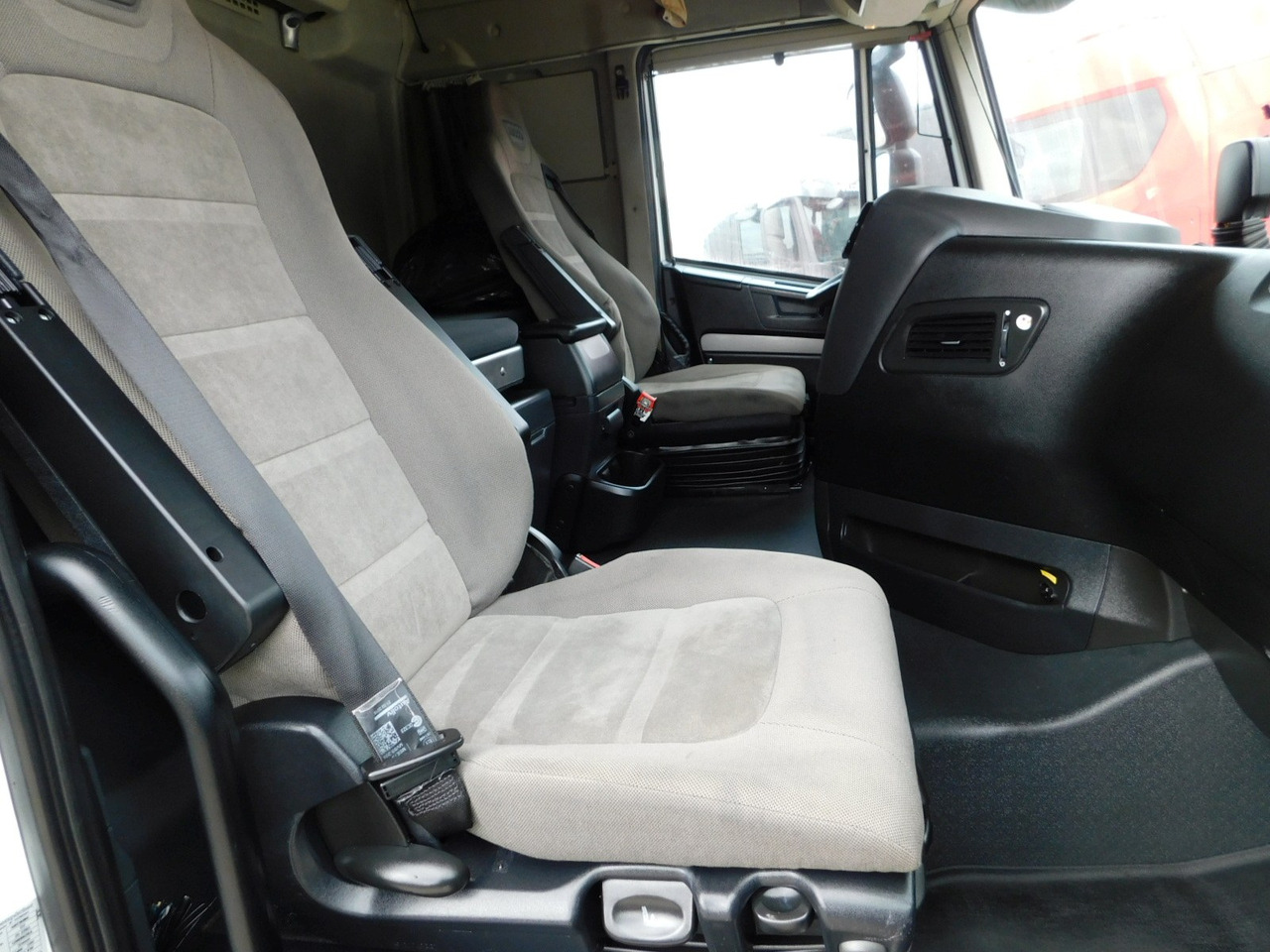 Iveco Stralis 420 - 트랙터 유닛 : 사진 5 Iveco Stralis 420 - 트랙터 유닛 : 사진 5