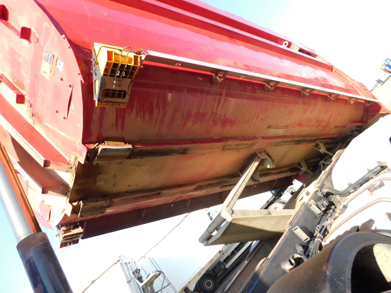 덤프트럭 Iveco Trakker 450 : 사진 7