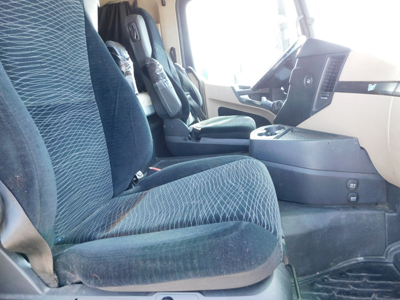 Mercedes Actros 1842 - 트랙터 유닛 : 사진 5 Mercedes Actros 1842 - 트랙터 유닛 : 사진 5