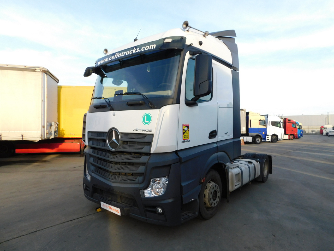 Mercedes Actros - 트랙터 유닛 : 사진 1 Mercedes Actros - 트랙터 유닛 : 사진 1
