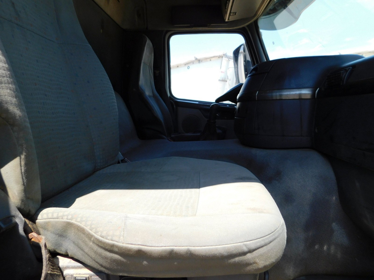 Volvo Fm9 340 mixer - 콘크리트 믹서 트럭 : 사진 5 Volvo Fm9 340 mixer - 콘크리트 믹서 트럭 : 사진 5