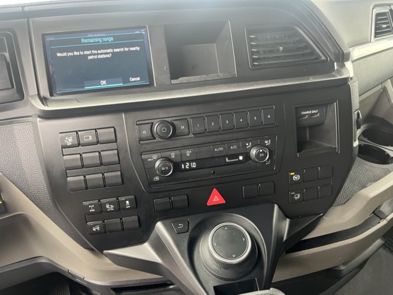 MAN TGX 18.510 4x2 LL SA - Vollgarantie MAN bis 01.27 - 트랙터 유닛 : 사진 4 MAN TGX 18.510 4x2 LL SA - Vollgarantie MAN bis 01.27 - 트랙터 유닛 : 사진 4