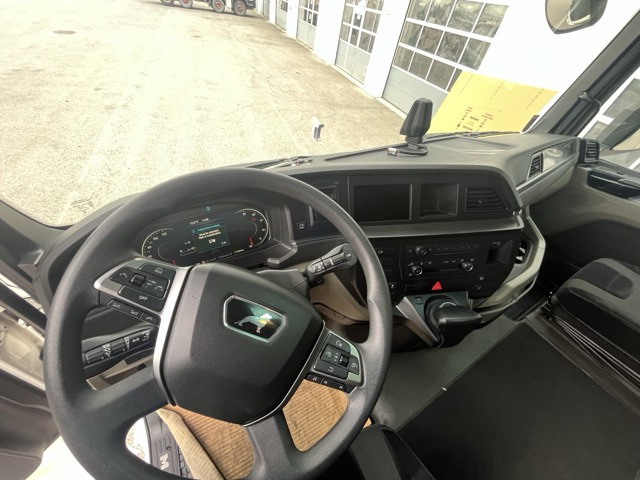 MAN TGX 18.510 4x2 LLS Euro6 Intarder Klima Luftfeder - 트랙터 유닛 : 사진 2 MAN TGX 18.510 4x2 LLS Euro6 Intarder Klima Luftfeder - 트랙터 유닛 : 사진 2