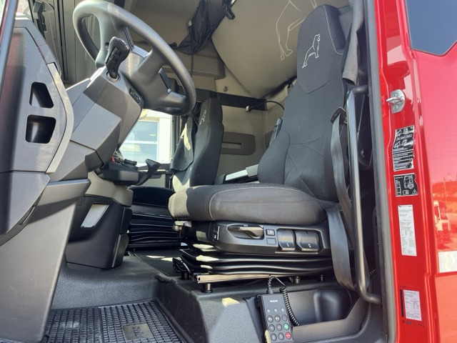 MAN TGX 26.470 6x2-4 LL - neu bereift Euro6 Intarder - 컨테이너 운반 장치/ 스와프 보디 트럭 : 사진 2 MAN TGX 26.470 6x2-4 LL - neu bereift Euro6 Intarder - 컨테이너 운반 장치/ 스와프 보디 트럭 : 사진 2