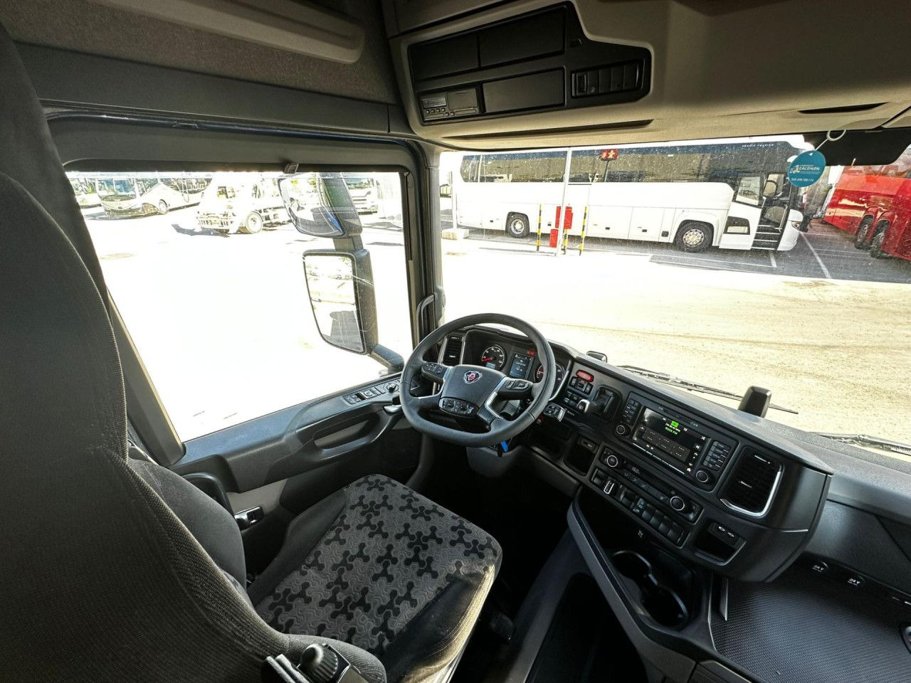Scania R 450 - 트랙터 유닛 : 사진 4 Scania R 450 - 트랙터 유닛 : 사진 4