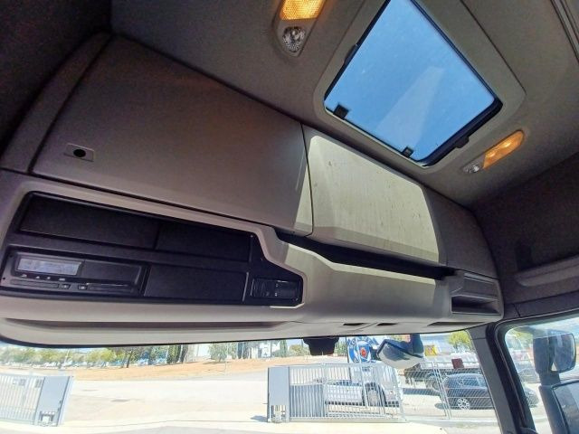 트랙터 유닛 Scania S 730 : 사진 7