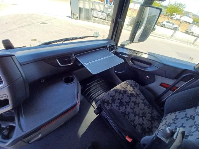 트랙터 유닛 Scania S 730 : 사진 9
