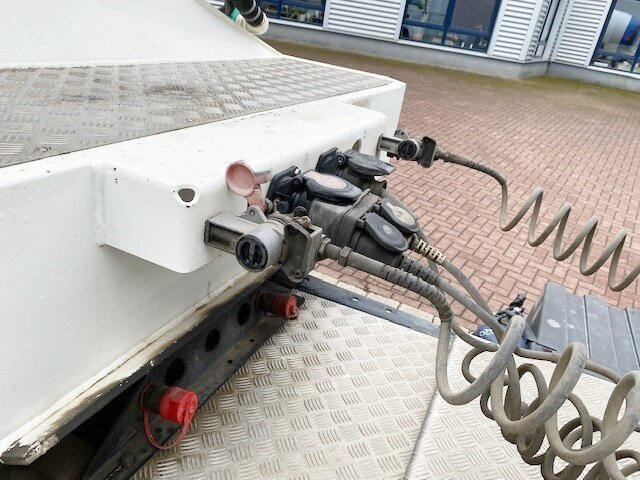 10/5/F/ZA-1800 KARRENA Betonmischer ca. 10m³ 10/5/F/ZA-1800 KARRENA Betonmischer ca. 10m³, Liftachse - 콘크리트 믹서 세미 트레일러 : 사진 4 10/5/F/ZA-1800 KARRENA Betonmischer ca. 10m³ 10/5/F/ZA-1800 KARRENA Betonmischer ca. 10m³, Liftachse - 콘크리트 믹서 세미 트레일러 : 사진 4
