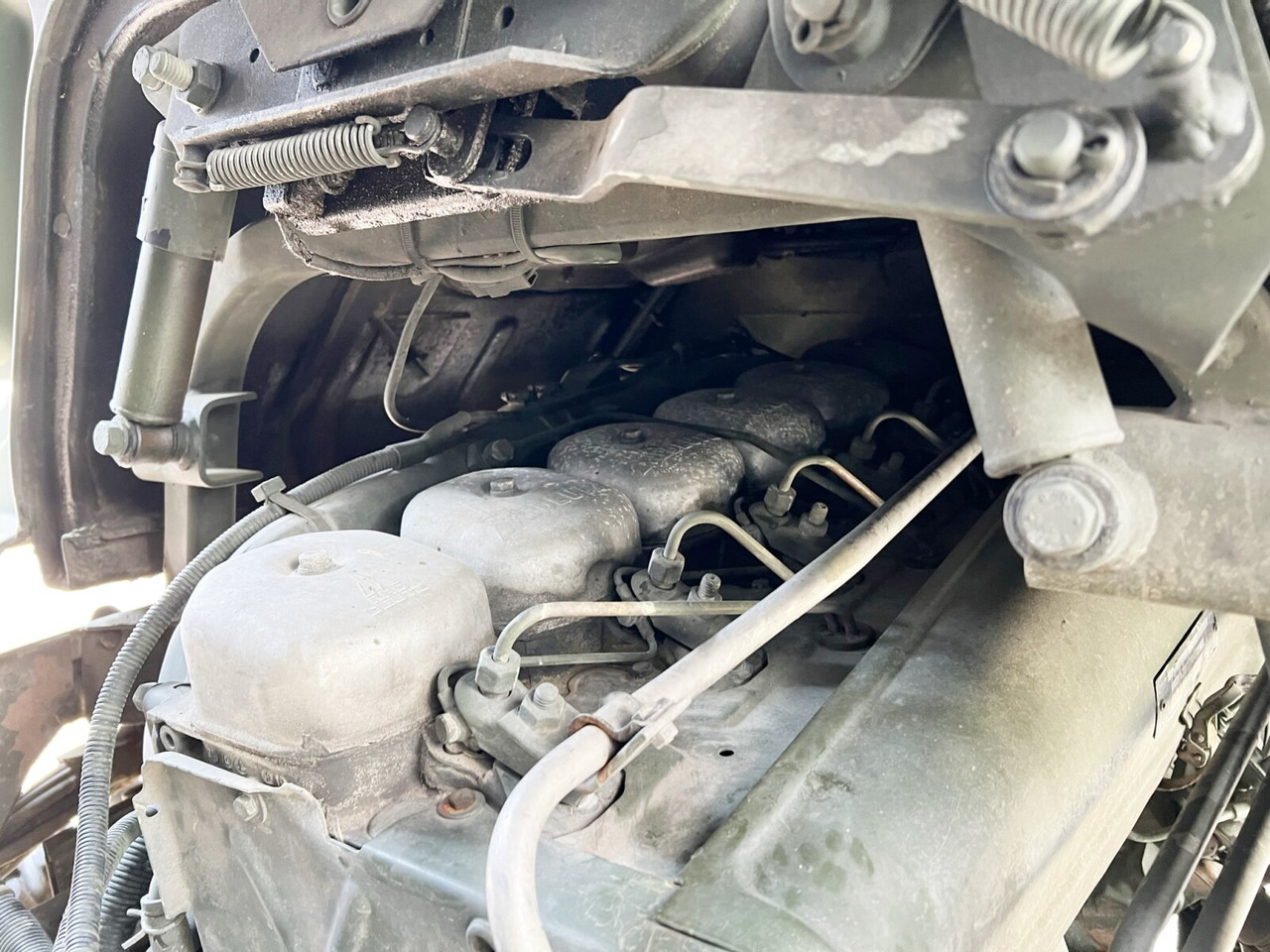 110-17 AW 4x4 110-17 AW 4x4, Ex-, Küche - 커튼사이더 트럭 : 사진 3 110-17 AW 4x4 110-17 AW 4x4, Ex-, Küche - 커튼사이더 트럭 : 사진 3