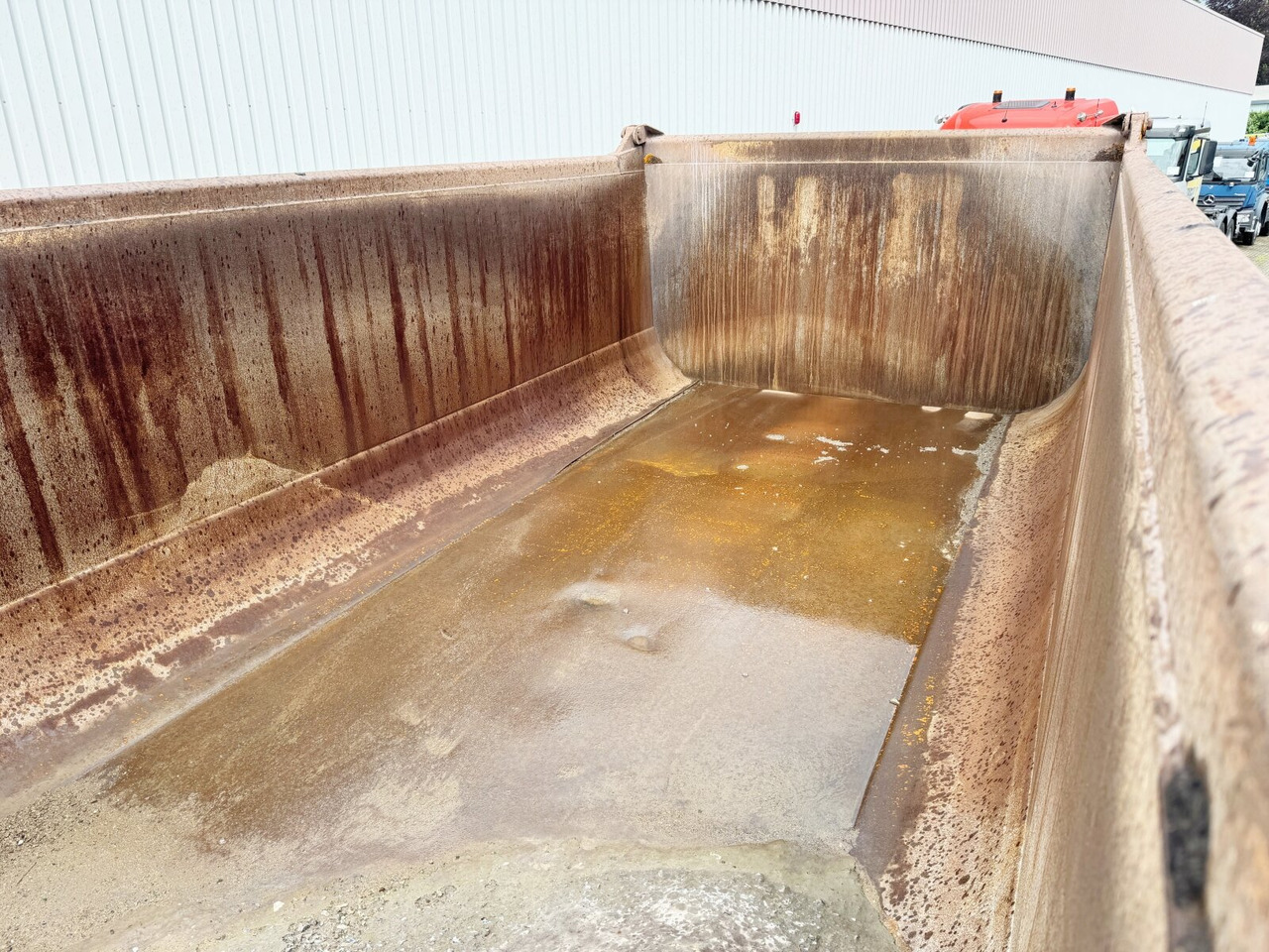 ASTRA HHD8 86.48-80 8x6 ASTRA HHD8 86.48-80 8x6 Mulde ca. 24m³ - 덤프 : 사진 2 ASTRA HHD8 86.48-80 8x6 ASTRA HHD8 86.48-80 8x6 Mulde ca. 24m³ - 덤프 : 사진 2