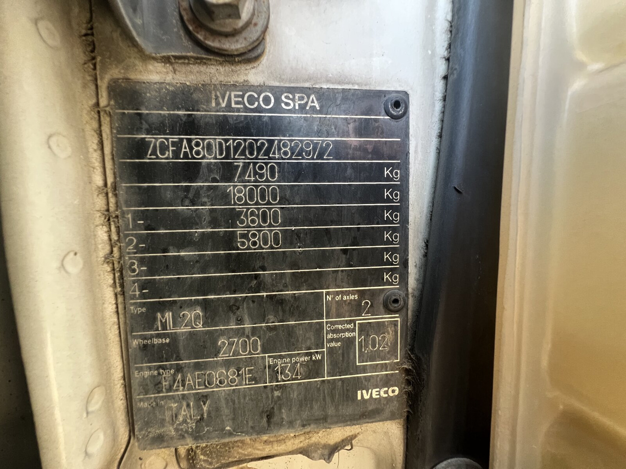 EuroCargo ML80E18K 4x2 EuroCargo ML80E18K 4x2 - 덤프트럭 : 사진 3 EuroCargo ML80E18K 4x2 EuroCargo ML80E18K 4x2 - 덤프트럭 : 사진 3