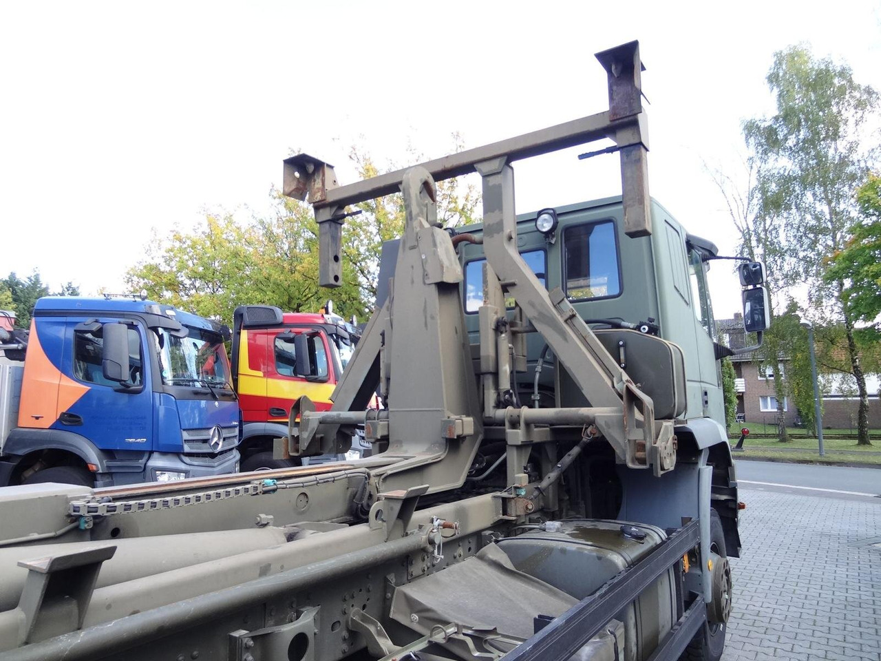 EuroTrakker 260E44W 6X6 EuroTrakker 260E44W 6X6, Retarder, ADR - 후크 리프트 트럭 : 사진 5 EuroTrakker 260E44W 6X6 EuroTrakker 260E44W 6X6, Retarder, ADR - 후크 리프트 트럭 : 사진 5