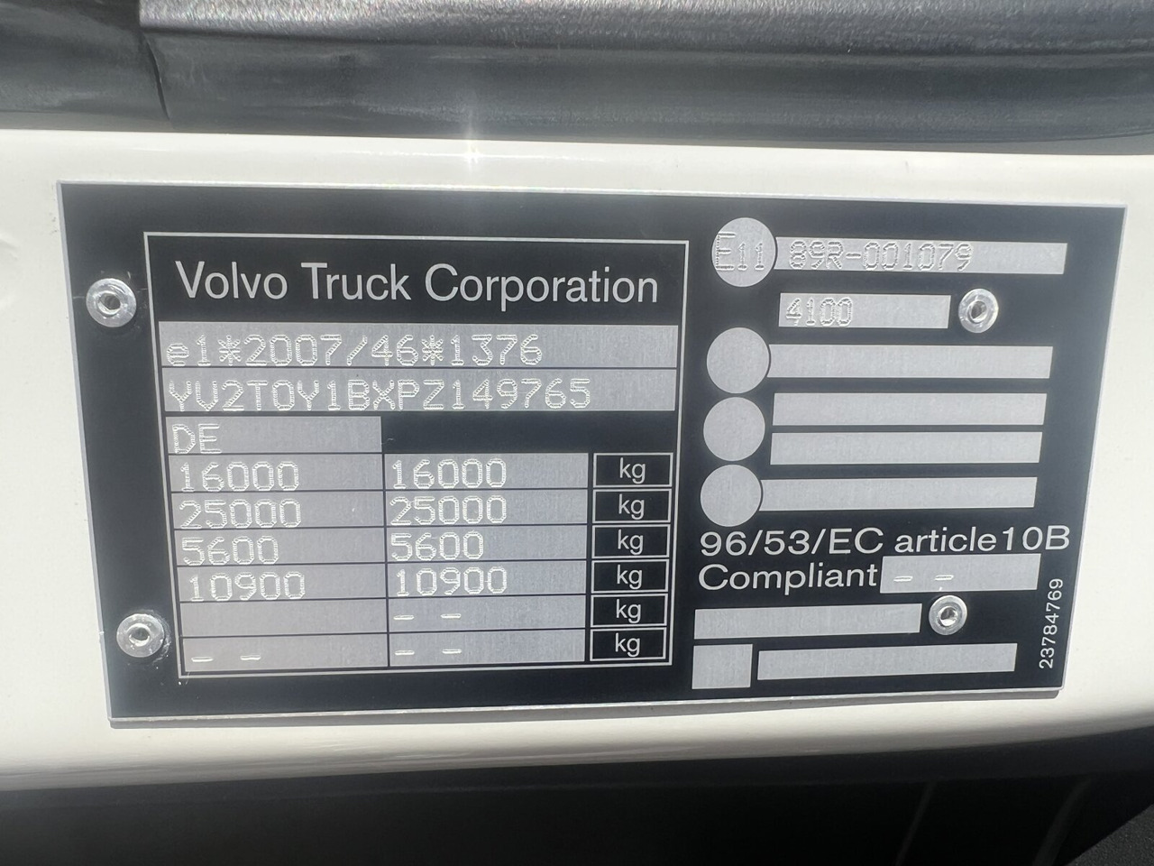 FL 280 4x4 FL 280 4x4, Nebenantrieb - 캡 새시 트럭 : 사진 4 FL 280 4x4 FL 280 4x4, Nebenantrieb - 캡 새시 트럭 : 사진 4