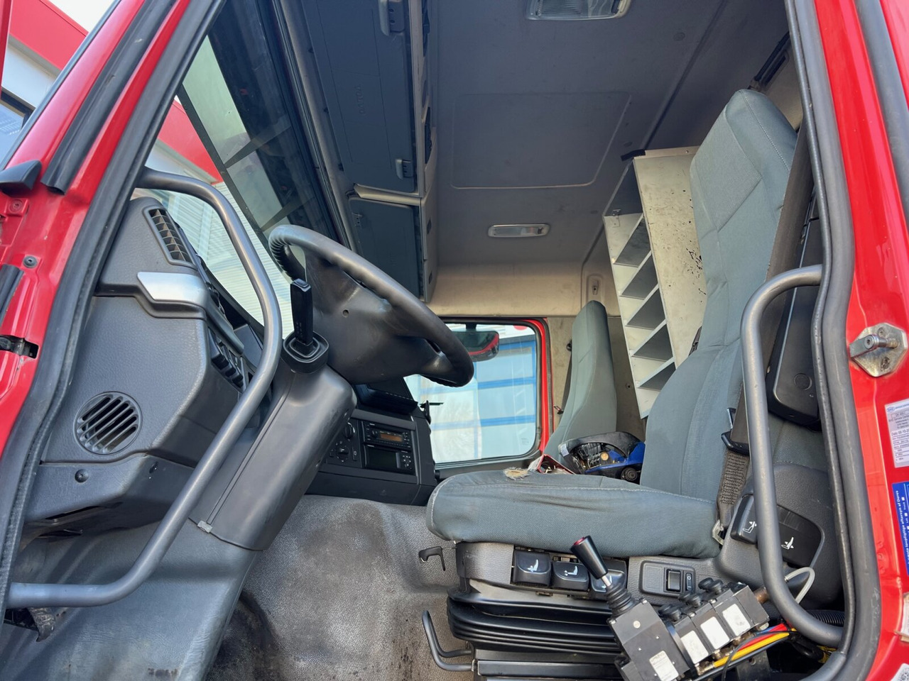 FM 460 8x2-6 FM 460 8x2-6, Lenk-/Liftachse, Kran HMF 2020-K4, Funk - 후크 리프트 트럭, 크레인 트럭 : 사진 5 FM 460 8x2-6 FM 460 8x2-6, Lenk-/Liftachse, Kran HMF 2020-K4, Funk - 후크 리프트 트럭, 크레인 트럭 : 사진 5