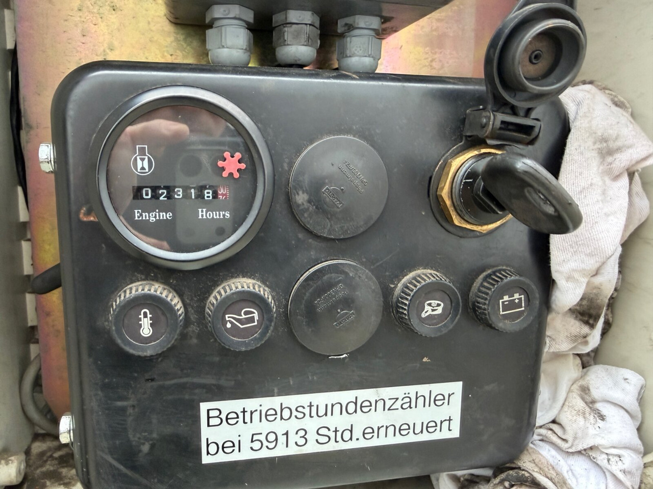 Faehndrich AG TKS-Z13 Asphaltkocher Faehndrich AG TKS-Z13 Asphaltkocher - 아스팔트 살폭;; : 사진 2 Faehndrich AG TKS-Z13 Asphaltkocher Faehndrich AG TKS-Z13 Asphaltkocher - 아스팔트 살폭;; : 사진 2