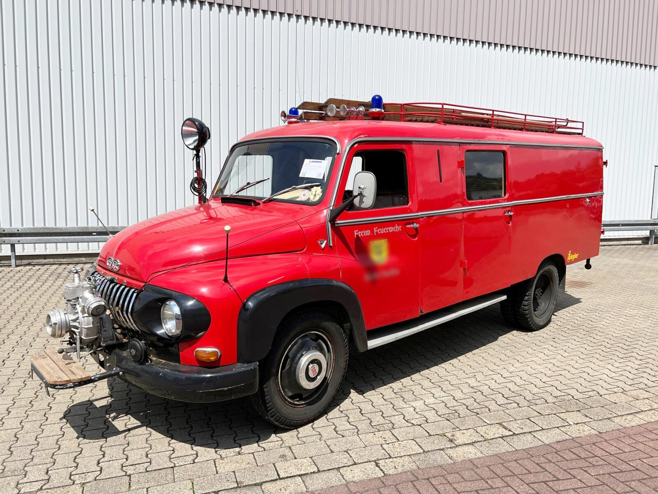 Ford FK 2500 4x2 LF8 Feuerwehr FK 2500 4x2 LF8 Feuerwehr - 소방차 : 사진 1 Ford FK 2500 4x2 LF8 Feuerwehr FK 2500 4x2 LF8 Feuerwehr - 소방차 : 사진 1