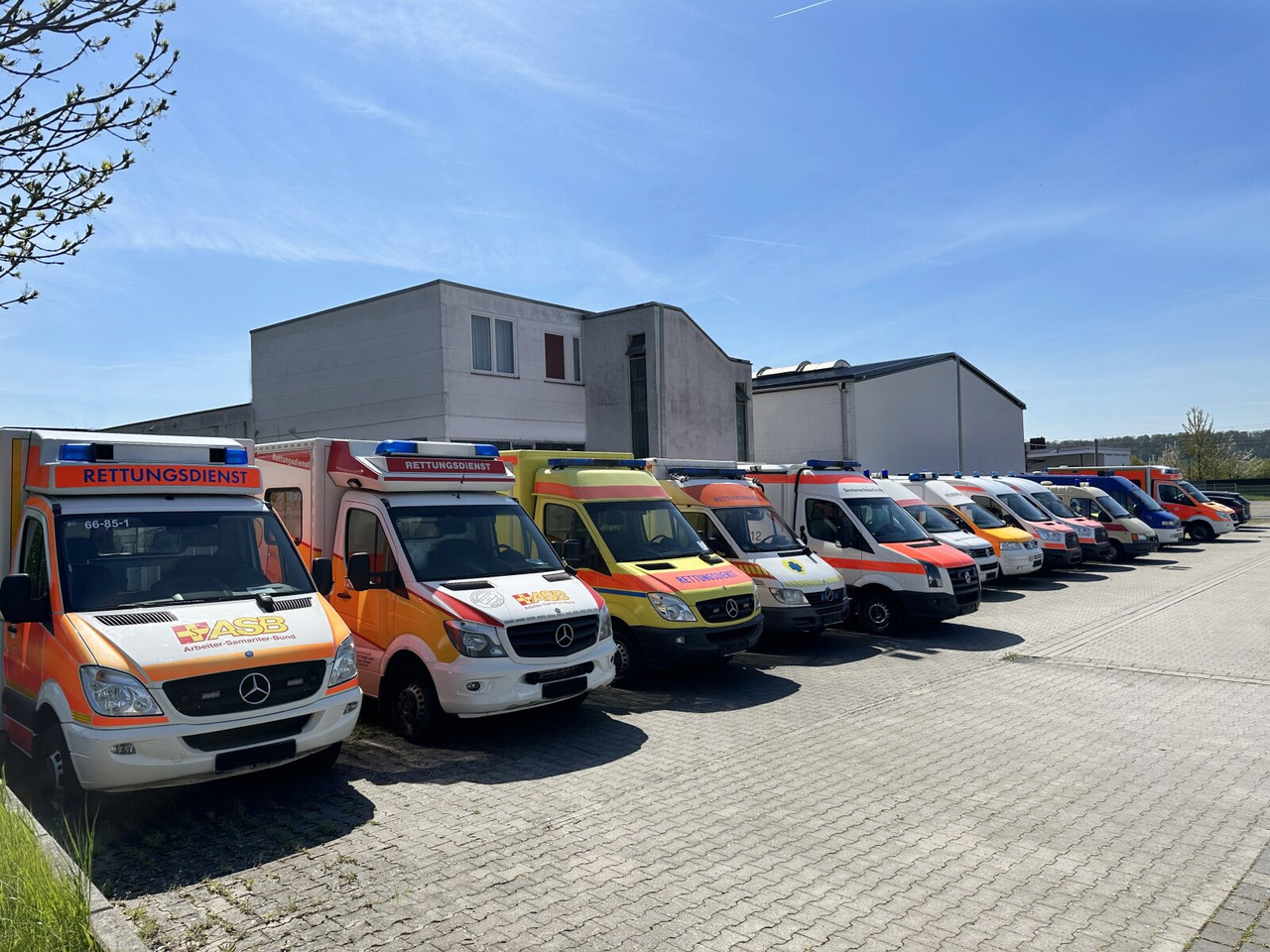 Ford Transit 2.2 TDCI 4x2 Transit 2.2 TDCI 4x2, Krankentransporter - 구급차 : 사진 4 Ford Transit 2.2 TDCI 4x2 Transit 2.2 TDCI 4x2, Krankentransporter - 구급차 : 사진 4