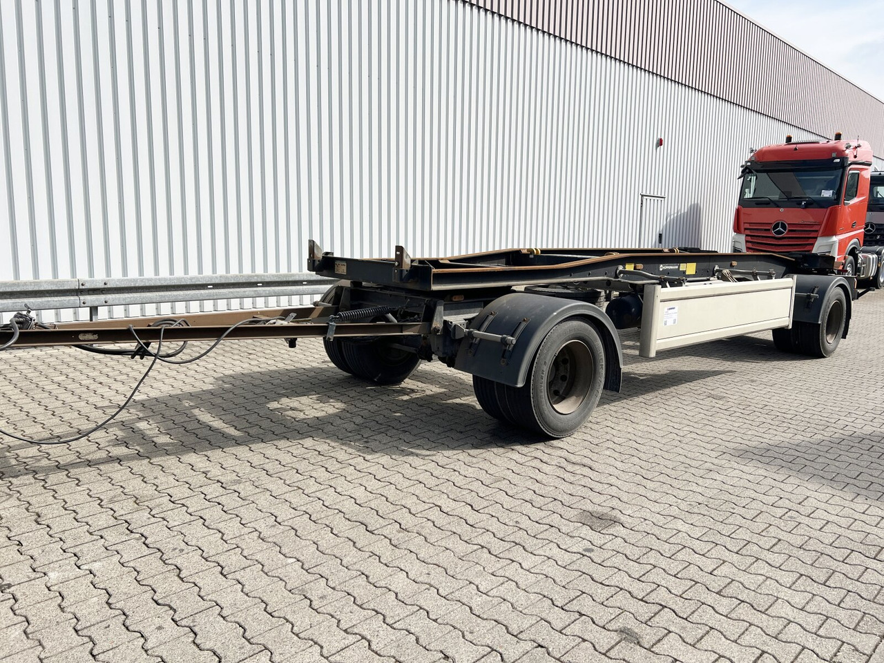 HSA 18.70 L Schlittenabroller HSA 18.70 L Schlittenabroller - 롤오프/ 스킵 트레일러 : 사진 1 HSA 18.70 L Schlittenabroller HSA 18.70 L Schlittenabroller - 롤오프/ 스킵 트레일러 : 사진 1