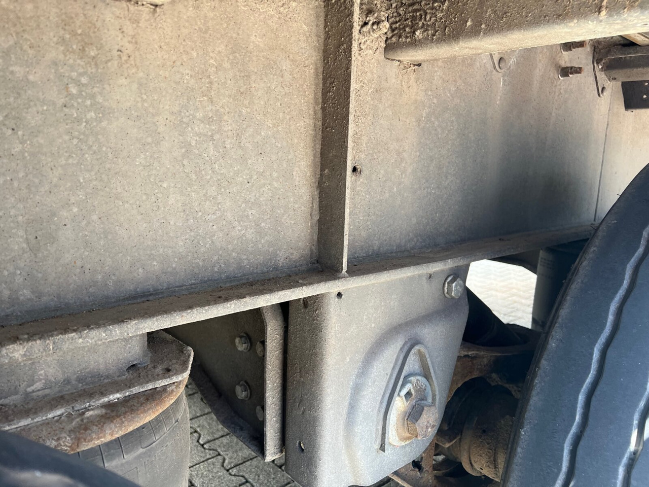 Humbaur HSA 2006 HSA 2006, Verzinkt - 드롭사이드/ 플랫베드 세미 트레일러 : 사진 4 Humbaur HSA 2006 HSA 2006, Verzinkt - 드롭사이드/ 플랫베드 세미 트레일러 : 사진 4