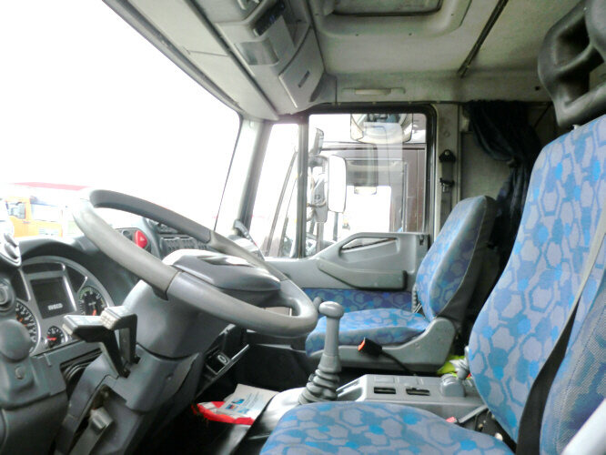 Iveco EuroCargo 75 E 17/4x2 EuroCargo 75 E 17/4x2, 6x VORHANDEN! - 박스 트럭 : 사진 5 Iveco EuroCargo 75 E 17/4x2 EuroCargo 75 E 17/4x2, 6x VORHANDEN! - 박스 트럭 : 사진 5