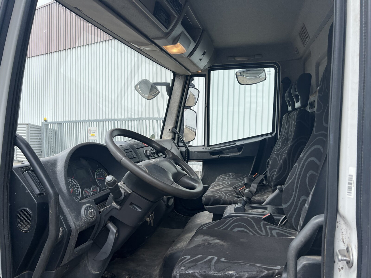 Iveco EuroCargo 75E18 4x2 EuroCargo 75E18 4x2, EEV - 드롭사이드/ 플랫베드 트럭 : 사진 5 Iveco EuroCargo 75E18 4x2 EuroCargo 75E18 4x2, EEV - 드롭사이드/ 플랫베드 트럭 : 사진 5