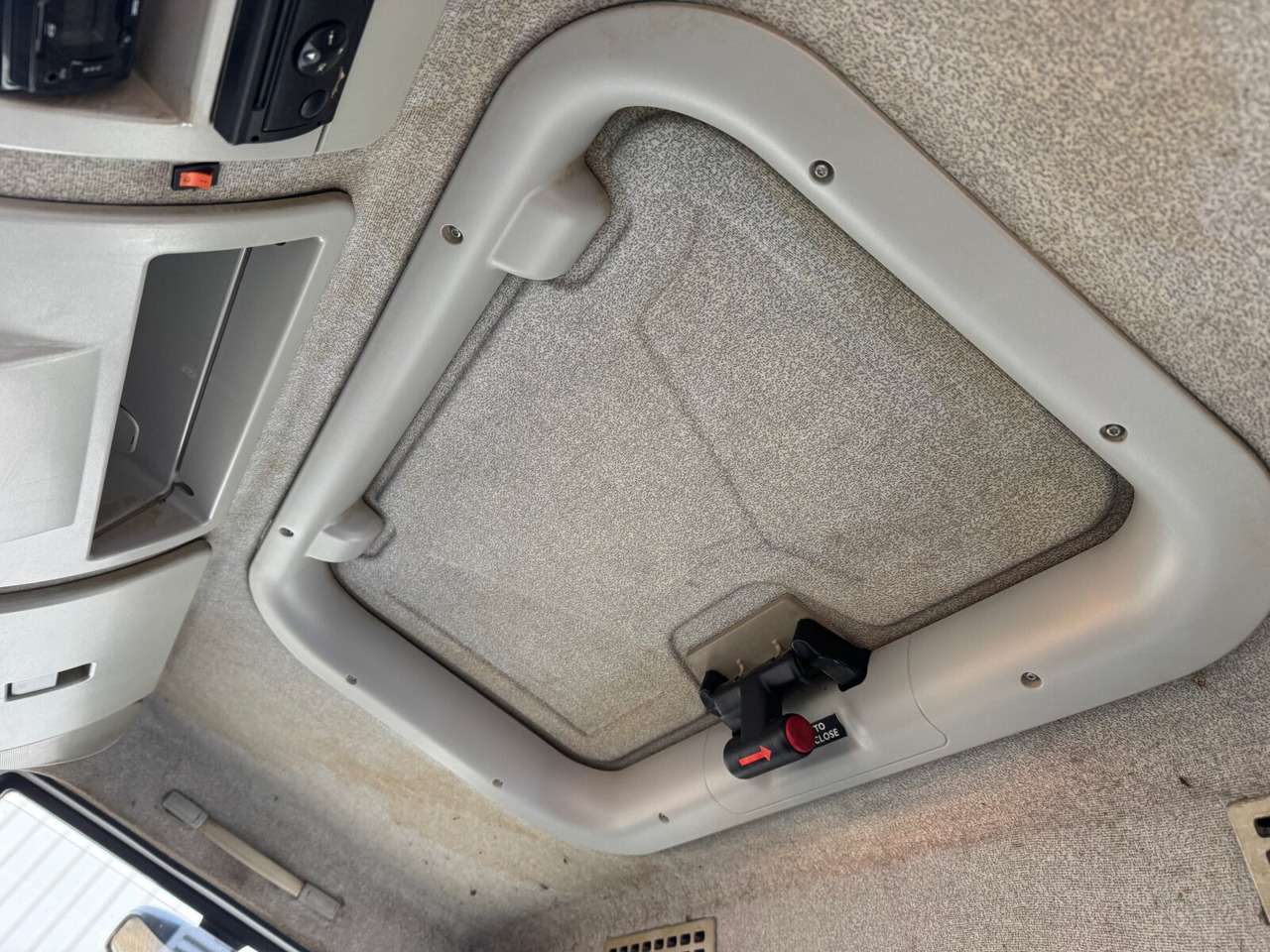 Iveco EuroCargo ML 80E18 K 4x2 EuroCargo ML 80E18 K 4x2 - 덤프트럭 : 사진 4 Iveco EuroCargo ML 80E18 K 4x2 EuroCargo ML 80E18 K 4x2 - 덤프트럭 : 사진 4