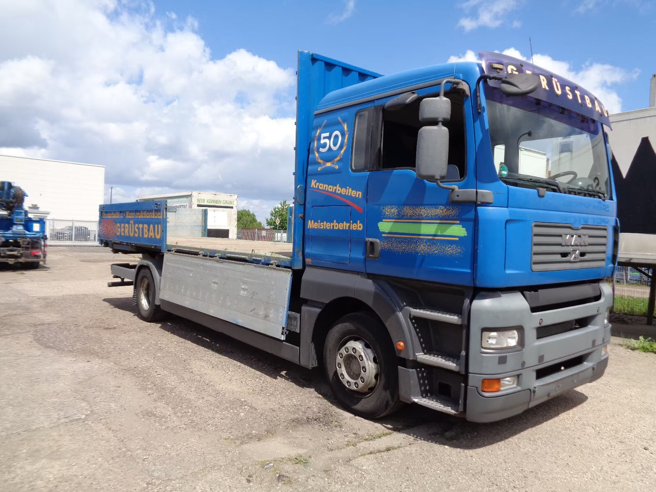 MAN TGA 18.350 LL 4x2 TGA 18.350 LL 4x2, 5 Sitze - 트럭 : 사진 1 MAN TGA 18.350 LL 4x2 TGA 18.350 LL 4x2, 5 Sitze - 트럭 : 사진 1