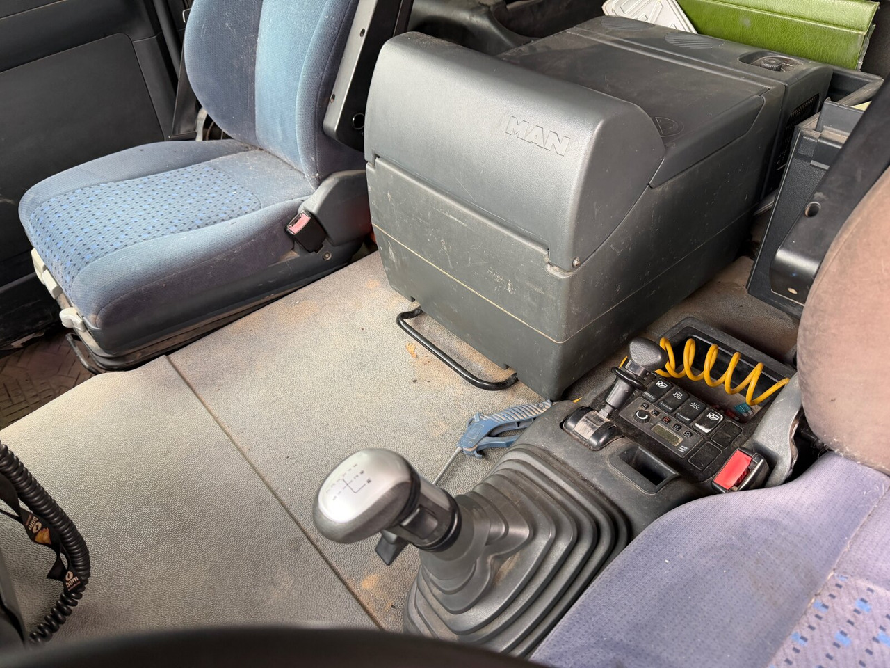 MAN TGA 18.440 4x4 BL TGA 18.440 4x4 BL, Hydraulik - 트랙터 유닛 : 사진 5 MAN TGA 18.440 4x4 BL TGA 18.440 4x4 BL, Hydraulik - 트랙터 유닛 : 사진 5