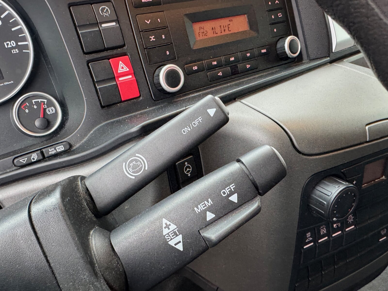 박스 트럭 MAN TGL 8.150 4x2 BL TGL 8.150 4x2 BL, Möbelkoffer mit Rolltor : 사진 6 박스 트럭 MAN TGL 8.150 4x2 BL TGL 8.150 4x2 BL, Möbelkoffer mit Rolltor : 사진 6