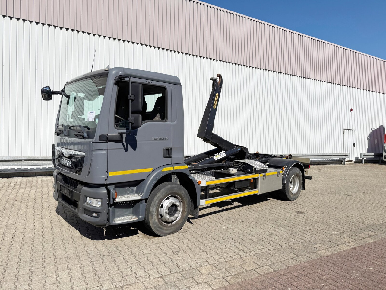 MAN TGM 15.250/340 4X2 BL TGM 15.250/340 4X2 BL - 후크 리프트 트럭 : 사진 1 MAN TGM 15.250/340 4X2 BL TGM 15.250/340 4X2 BL - 후크 리프트 트럭 : 사진 1