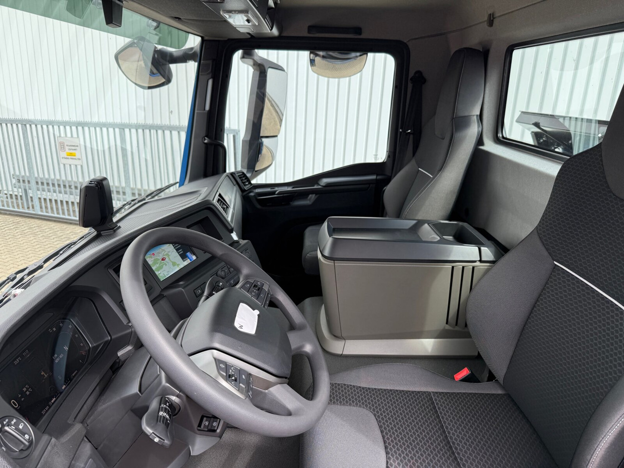 MAN TGM 18.320 4x4 BB CH TGM 18.320 4x4 BB CH, Navi, Meiller Trigenius - 덤프트럭 : 사진 4 MAN TGM 18.320 4x4 BB CH TGM 18.320 4x4 BB CH, Navi, Meiller Trigenius - 덤프트럭 : 사진 4