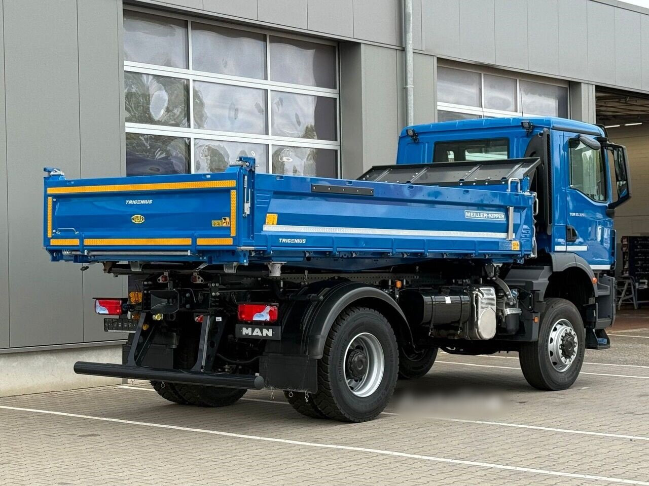 MAN TGM 18.320 4x4 BB CH TGM 18.320 4x4 BB CH, Navi, Meiller Trigenius - 덤프트럭 : 사진 5 MAN TGM 18.320 4x4 BB CH TGM 18.320 4x4 BB CH, Navi, Meiller Trigenius - 덤프트럭 : 사진 5
