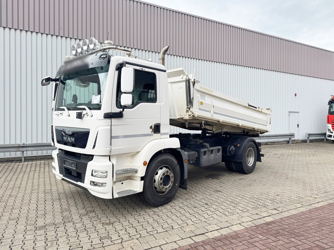MAN TGM 18.340 4x2 BL TGM 18.340 4x2 BL - 덤프트럭 : 사진 1 MAN TGM 18.340 4x2 BL TGM 18.340 4x2 BL - 덤프트럭 : 사진 1