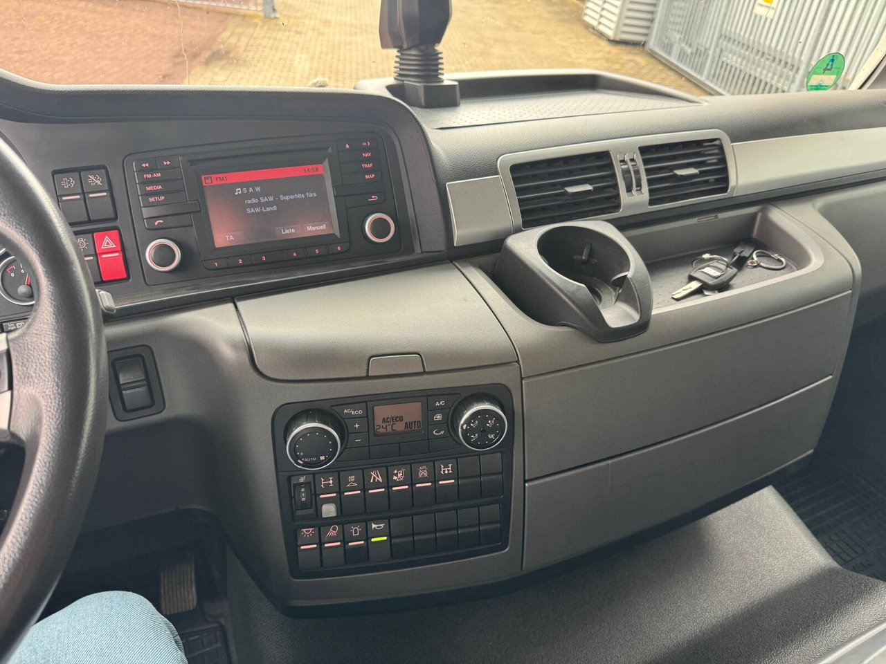 MAN TGM 18.340 4x2 BL TGM 18.340 4x2 BL - 덤프트럭 : 사진 5 MAN TGM 18.340 4x2 BL TGM 18.340 4x2 BL - 덤프트럭 : 사진 5