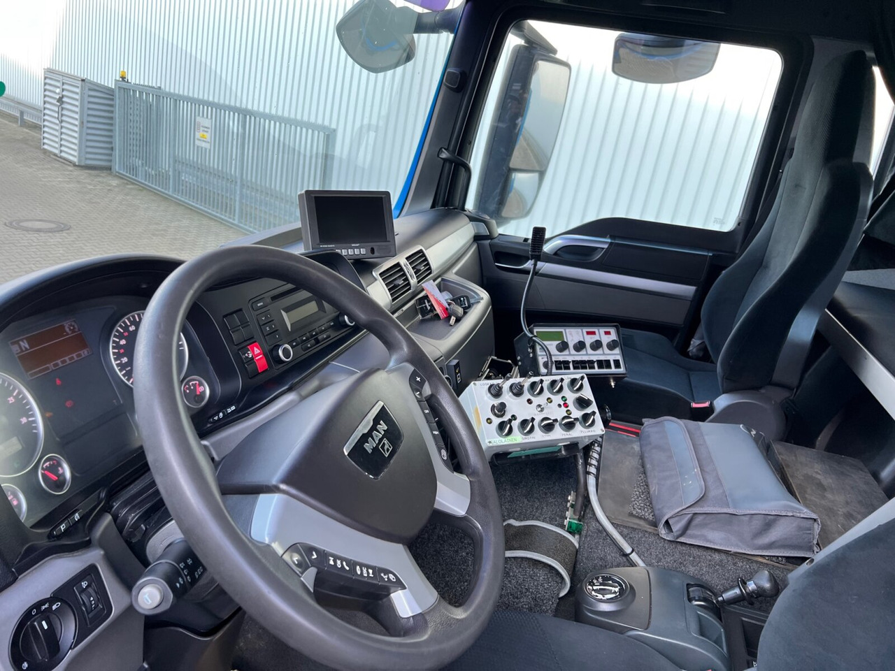 덤프트럭 MAN TGS 18.360 4X4 BL TGS 18.360 4X4 BL, Hinterkipper, hydr. Heckklappe, Winterdienstausstattung : 사진 5