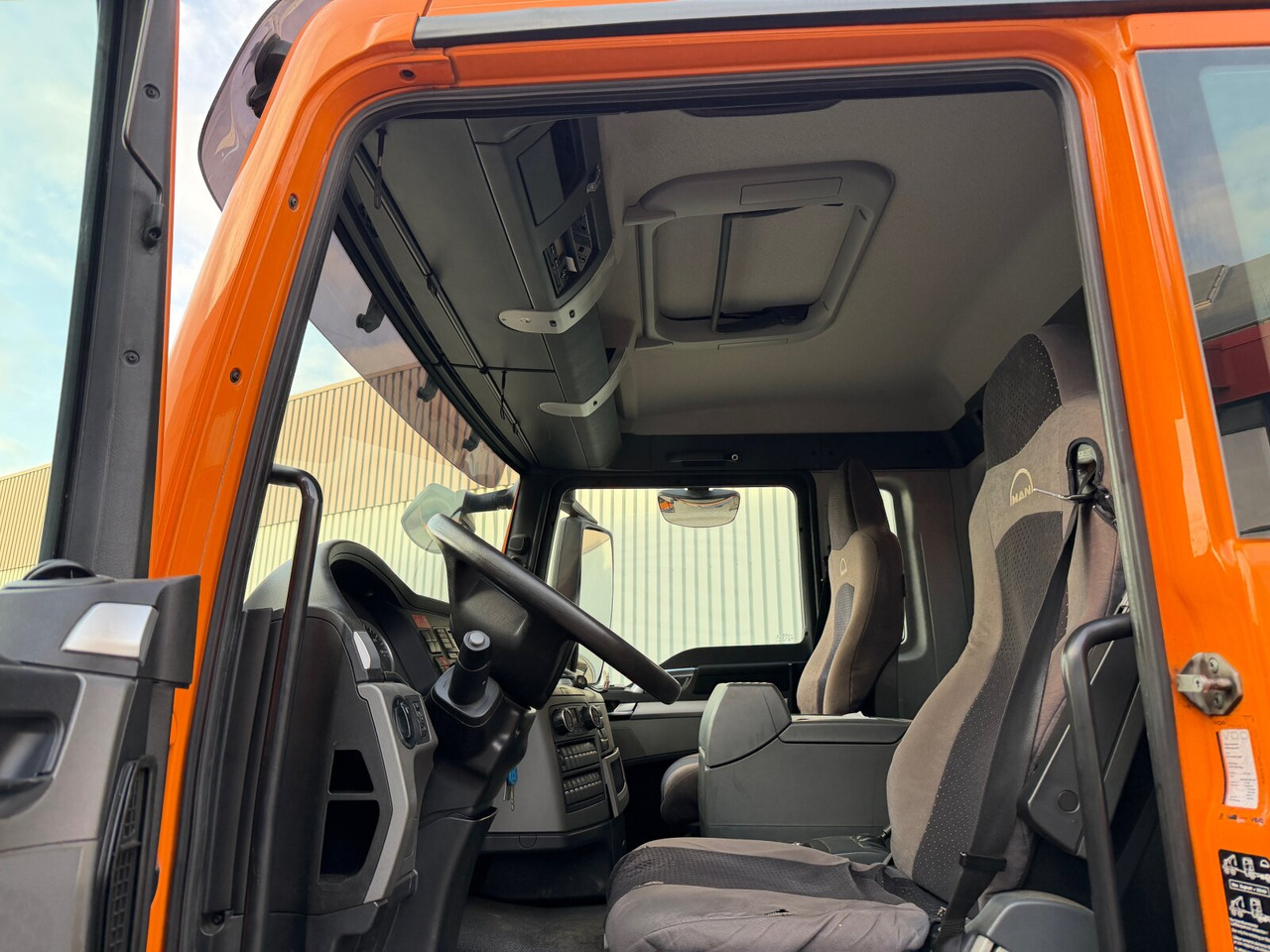 MAN TGS 26.400 6x2-4 BL TGS 26.400 6x2-4 BL, Motorabtrieb, Lenk-/Liftachse, Kran Epsilon Q180ZR95TR - 후크 리프트 트럭, 크레인 트럭 : 사진 5 MAN TGS 26.400 6x2-4 BL TGS 26.400 6x2-4 BL, Motorabtrieb, Lenk-/Liftachse, Kran Epsilon Q180ZR95TR - 후크 리프트 트럭, 크레인 트럭 : 사진 5