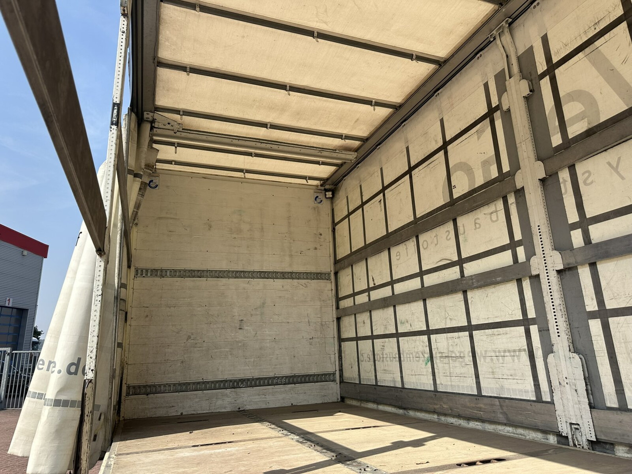 MAN TGS 26.400 6x2-4 LL TGS 26.400 6x2-4 LL, Lenk-/Lift, Edscha, Heckkran Palfinger PK23002-C + Jib PJ060A, Funk - 커튼사이더 트럭, 크레인 트럭 : 사진 5 MAN TGS 26.400 6x2-4 LL TGS 26.400 6x2-4 LL, Lenk-/Lift, Edscha, Heckkran Palfinger PK23002-C + Jib PJ060A, Funk - 커튼사이더 트럭, 크레인 트럭 : 사진 5
