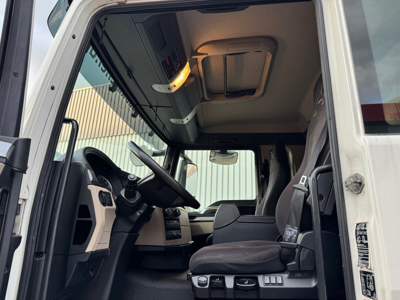 MAN TGS 26.420 6x2-4 LL TGS 26.420 6x2-4 LL, Navi, Lenk-/Liftachse, Heckkran Palfinger PK20.501L TEC - 크레인 트럭, 드롭사이드/ 플랫베드 트럭 : 사진 4 MAN TGS 26.420 6x2-4 LL TGS 26.420 6x2-4 LL, Navi, Lenk-/Liftachse, Heckkran Palfinger PK20.501L TEC - 크레인 트럭, 드롭사이드/ 플랫베드 트럭 : 사진 4