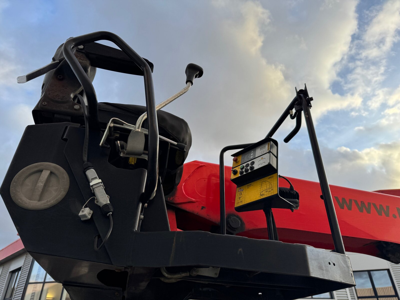 MAN TGS 26.420 6x2-4 LL TGS 26.420 6x2-4 LL, Navi, Lenk-/Liftachse, Heckkran Palfinger PK20.501L TEC - 크레인 트럭, 드롭사이드/ 플랫베드 트럭 : 사진 3 MAN TGS 26.420 6x2-4 LL TGS 26.420 6x2-4 LL, Navi, Lenk-/Liftachse, Heckkran Palfinger PK20.501L TEC - 크레인 트럭, 드롭사이드/ 플랫베드 트럭 : 사진 3